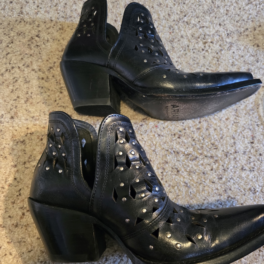 Black Cutout Leather Boots - Picture 3 of 5